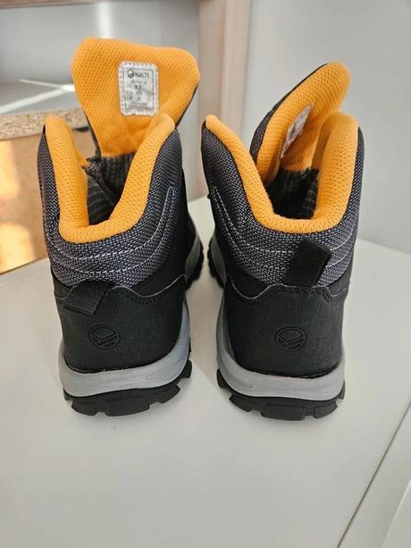 Kotníkové boty, vel. 37 (stélka 24 cm), 37