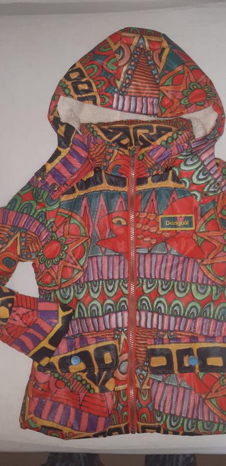Zimní bunda zn.desiqual vel. 128, desigual,128