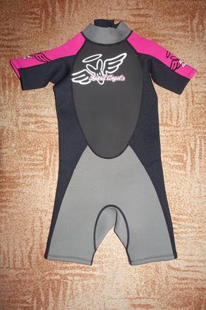 Dívčí neopren vel. 146-152, 146