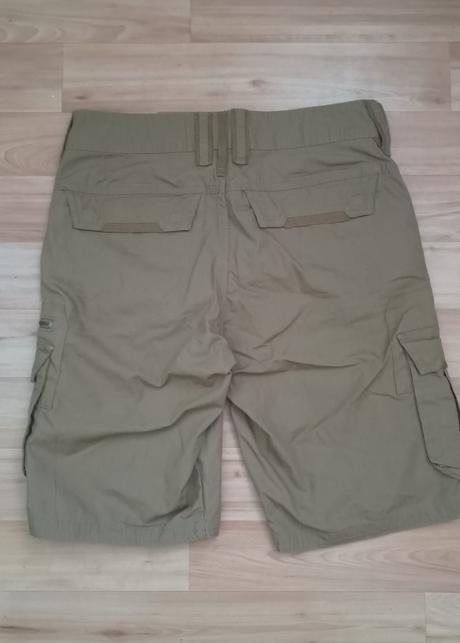 Kraťasy, decathlon,38