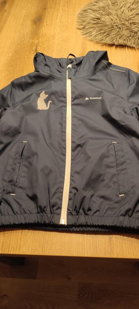 Šusťáková bunda, decathlon,122