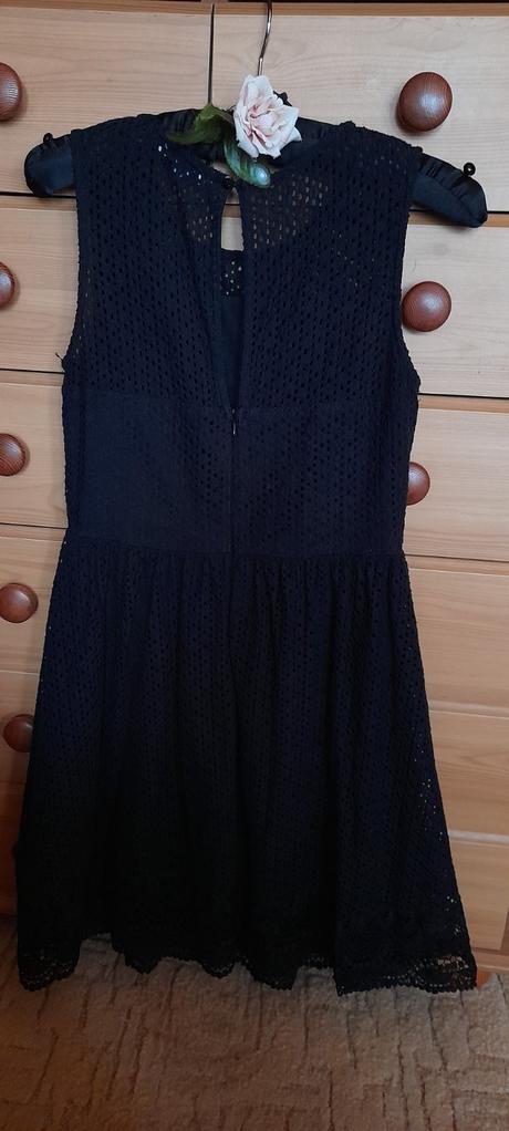 Fisherfield černé krajkové krátké šaty, 38