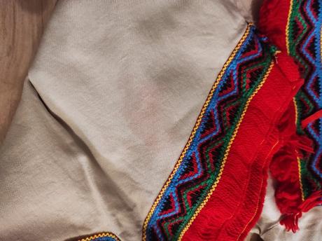 Karnevalový kostým indiánka vel. 5 - 6 let,