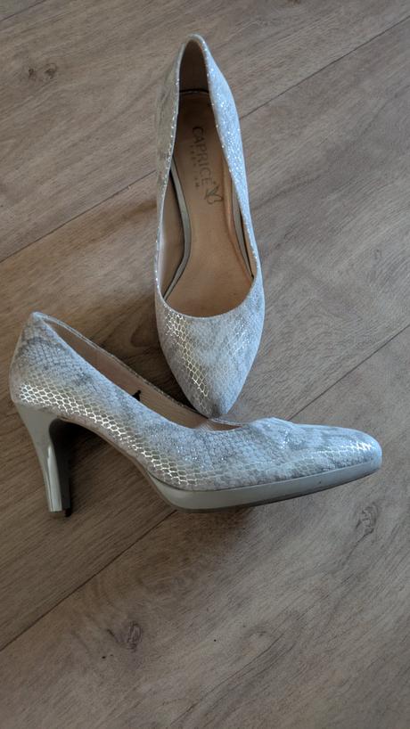 T487 stříbrné lodičky caprice vel. 38, 38