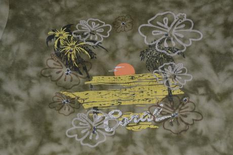 Zelené bavlněné triko zdobené kamínky vel. 116/122, 116