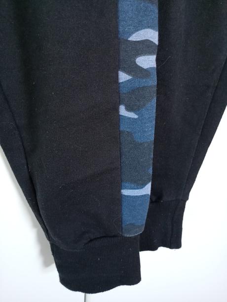 Tepláky modrý vojenský pruh, sinsay,146