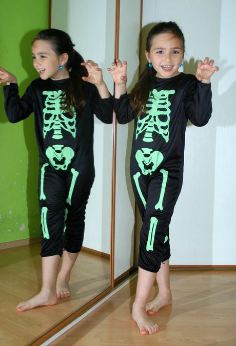 Karnevalový kostým kostlivec 4-6 let,