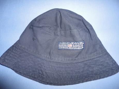 Hezký klobouček, vel. 48, 92