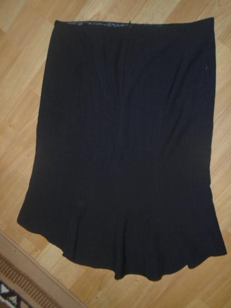 Sukně s malým volánkem vzadu vele 40 orsay elegant, orsay,40