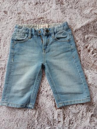 Kraťasy č.122/128, 122