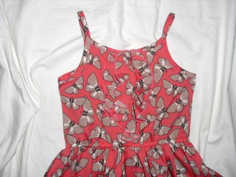 Krásné lehounké motýlkové šatečky, girl2girl,98