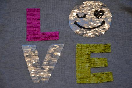 146 152 šedý bavlněný svetřík s měnícím obrázkem, h&m,146