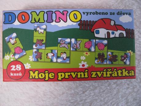 Dětská společenská hra domino,