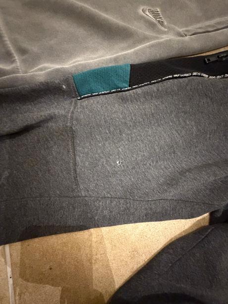 Tepláky/kalhoty nike ve velikostech 158/164 (sada), 158–170