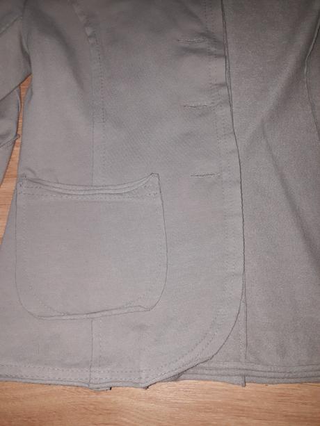 Béžové mikinové sako me&me, s