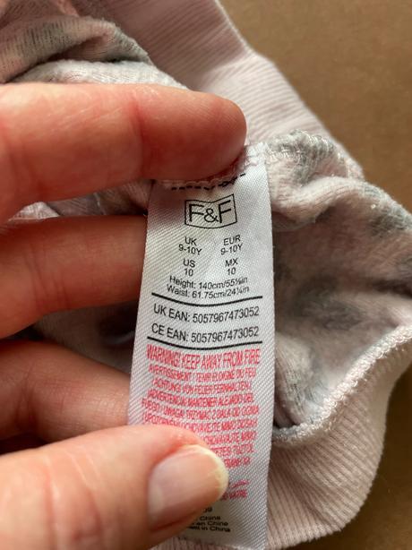 Pyžamo flecové - v.cca 8/9 let, f&f,134