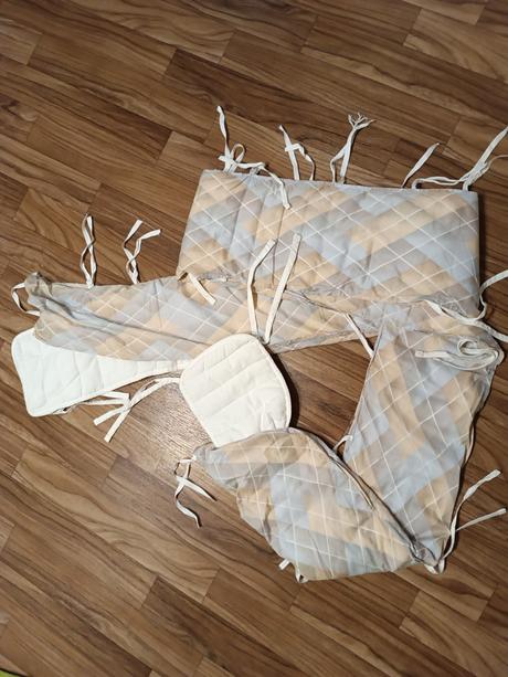 Mantinel na postýlku+ povlak, 310x 22 cm,