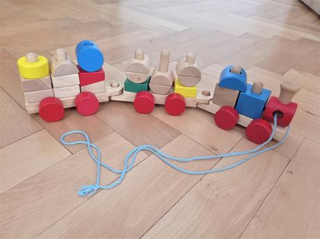 Dřevěný vláček,