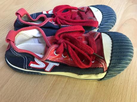 Kecky plátěnky, 32