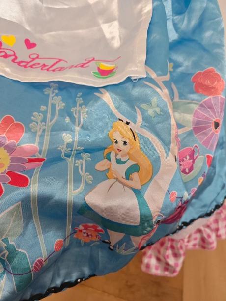 Alenka v říši divů, 