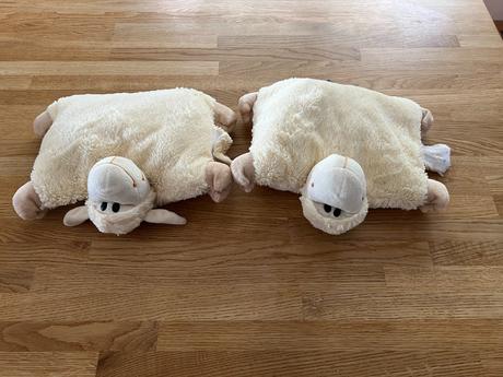 Dětský polštářek - beránek cca 30 x 20 cm,