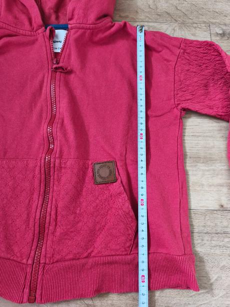 Červená mikina, sinsay,134