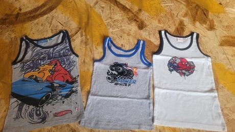 Kšiltovky a tílka, 122–134