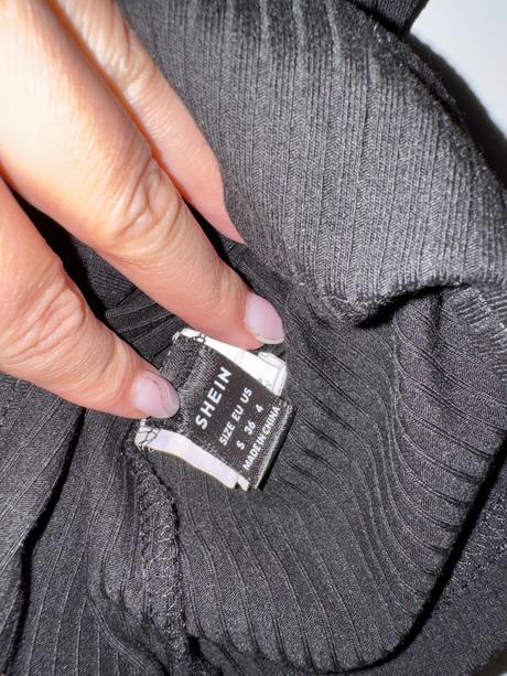 Černé tílko vel.s / 36, s