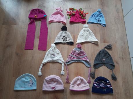 12 x čepice vel 52-54, 52