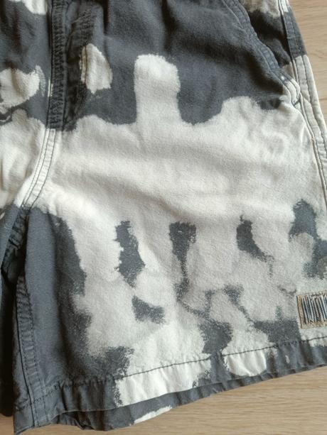 Kraťasy, velikost 28, sinsay,28