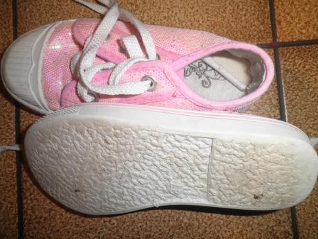 Tenisky s flitry, girl2girl,27