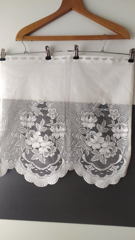 Vitrážová záclonka, 