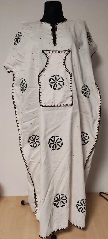 Boubou - tradiční africký oděv, afričan,