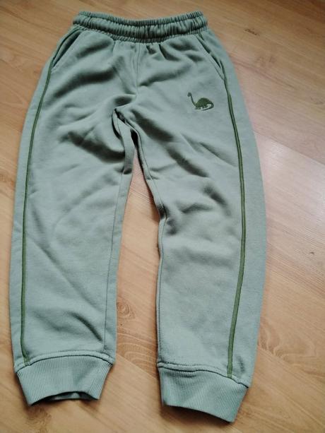 Tepláky, primark,110