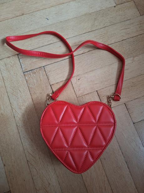 Kabelka srdce,