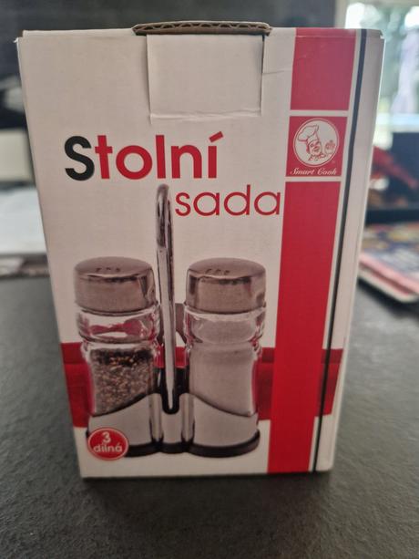 Stolní sada na sůl pepř a ubrousky, 