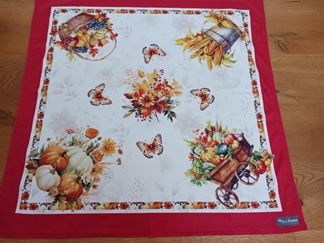 Podzimní ubrus deco doma.,