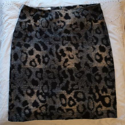 Teplá vlněná sukně, m