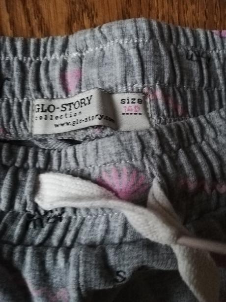 Šortky dívčí vel. 140 a 146., glo-story,140