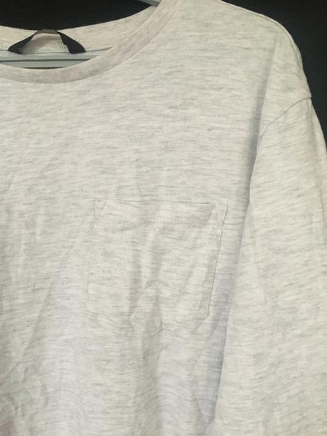 Vel. 158 šedé triko s kapsičkou, 152