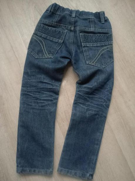 Sportovní džíny, dopodopo,116