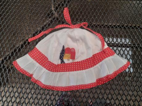 Letní dívčí klobouk domeček, obvod 44 - 46 cm, 80