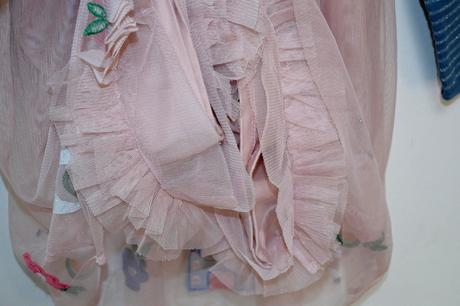 Šaty s dlouhým rukávem a tylovou sukní vel. 86, 86