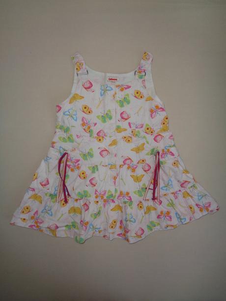 Šaty s motýlky, 86