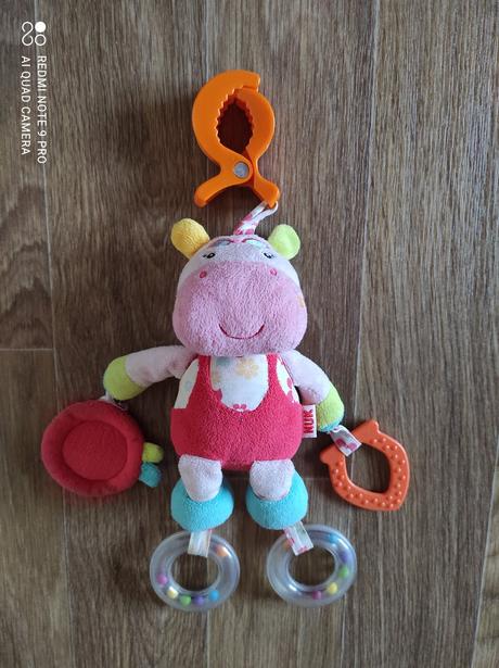 Hrošík s klipem na kočárek nebo nad postýlku, 