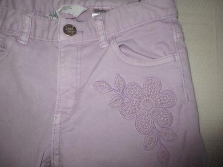 7/8 riflíky s kytkou 6-7 let, h&m,128