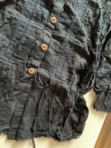 Halenka s krajkou, vel s, culture, s