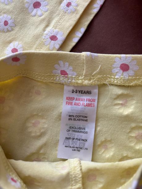 Letní žlutý komplet s květinami- v.2/3 roky, 98
