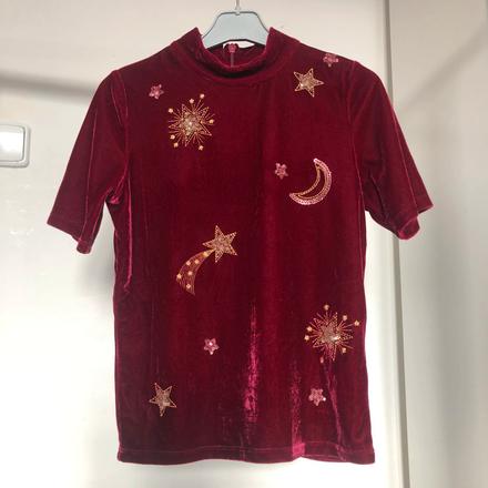 Vínová sametová halenka, 128