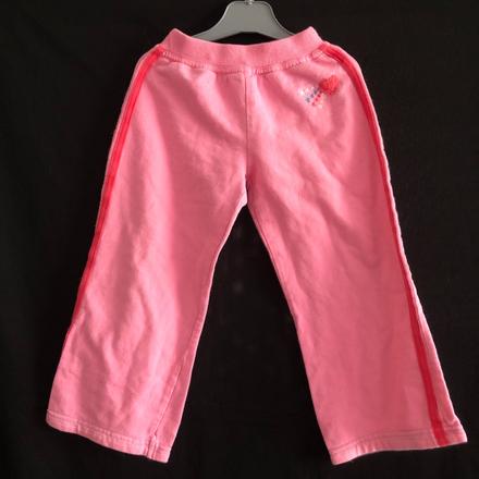 Růžové tepláky, 98